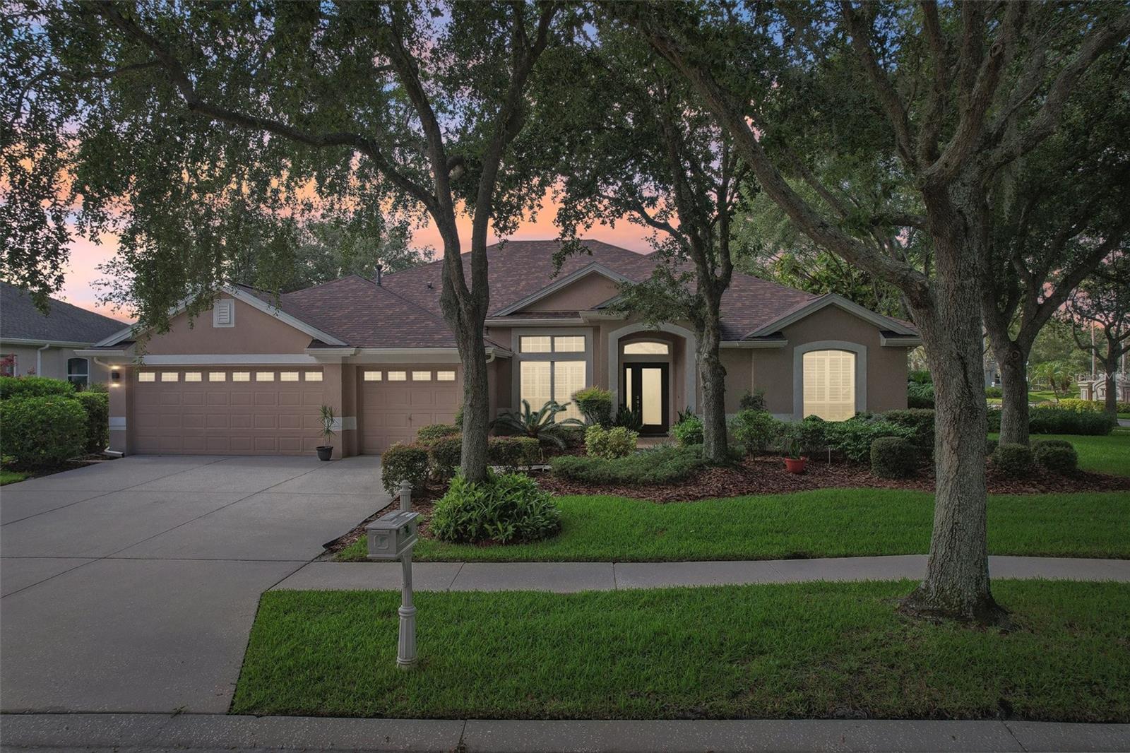 Sugar Brooke Dr, Tampa, FL 33647