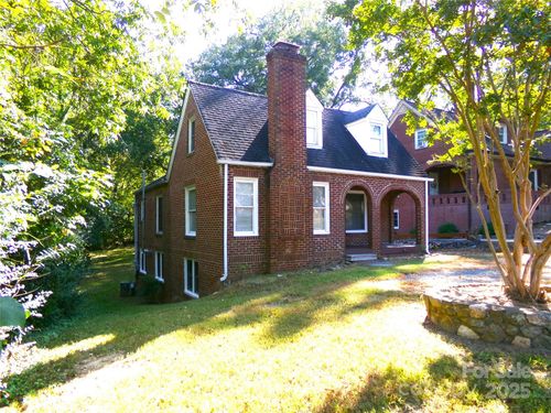 1014 E Main St, Albemarle, NC, 28001-5017 | Card Image