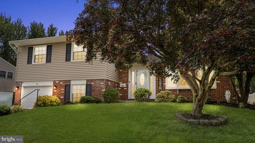 687 Cedarbrook Rd, SOUTHAMPTON, PA, 18966-4158 | Card Image