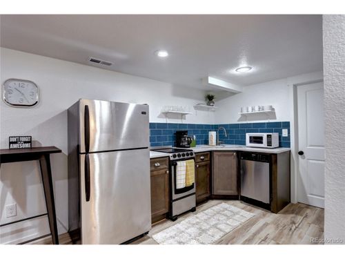 361 Raleigh St, Denver, CO, 80219-1211 | Card Image