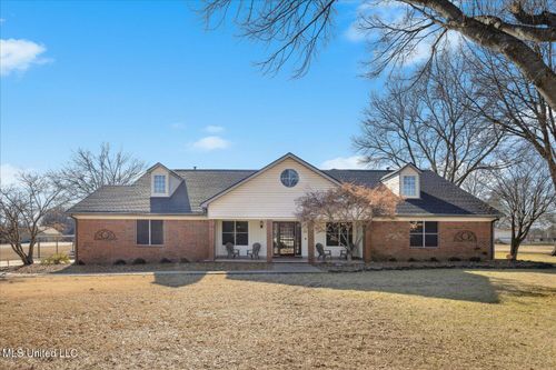 3775 Meadow Creek Drive, Olive Branch, MS, 38654 | Card Image