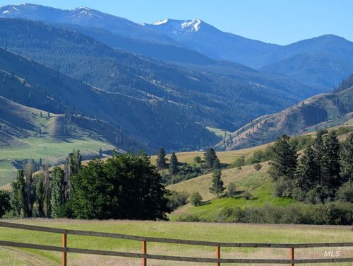 111 Elk Haven Cir, Pollock, ID, 83547-0019 | Card Image