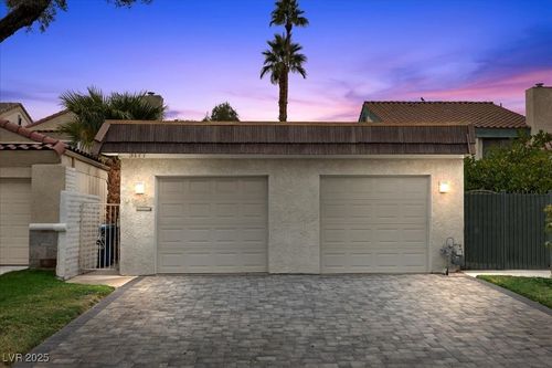 3177 Bel Air Dr, Las Vegas, NV, 89109-1591 | Card Image