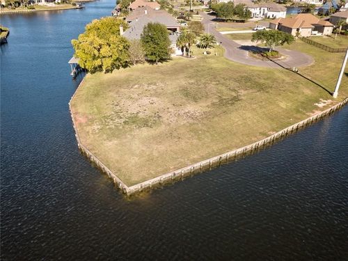 1086 Mariners Cove Blvd, Slidell, LA, 70458-5770 | Card Image