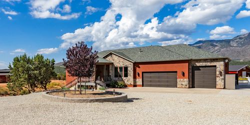 2396 S Badger Way, New Harmony, UT, 84757-5076 | Card Image