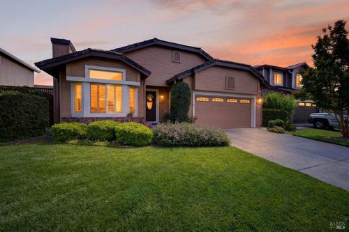 8536 Planetree Drive, Windsor, CA, 95492 | Card Image
