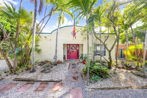 1840 Tigertail Ave, Miami, FL, 33133-3327 | Card Image