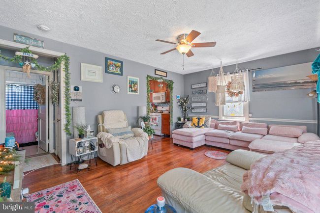 4433 Forest View Ave, House other with 3 bedrooms, 2 bathrooms and null parking in BALTIMORE MD | Image 5