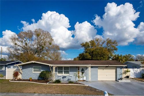 2150 Maureen Dr, HOLIDAY, FL, 34690-4129 | Card Image