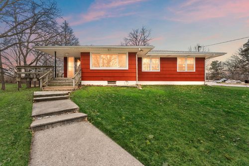 8626 Christopher Dr, Saint John, IN, 46373-9331 | Card Image