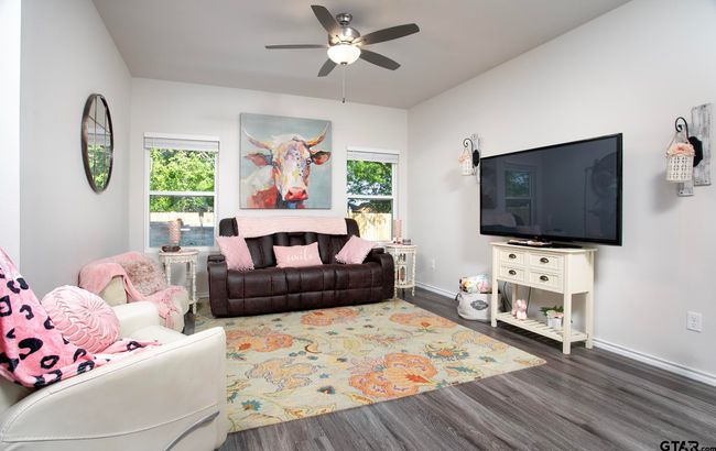 1104 Mayme Ct, House other with 4 bedrooms, 2 bathrooms and null parking in Whitehouse TX | Image 4