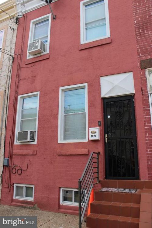3028 N 4th St, PHILADELPHIA, PA, 19133-3230 | Card Image