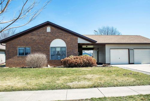 apt-w-304 24th St Nw, Waverly, IA, 50677-1834 | Card Image
