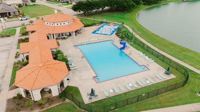 Community Clubhouse and Pool | Image 48