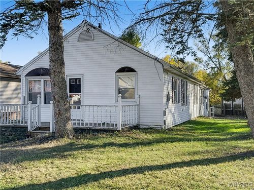 999 Sherwood Ct, Depew, NY, 14043-2135 | Card Image