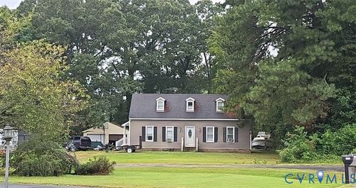 184 Parnell Dr, Tappahannock, VA, 22560-5257 | Card Image