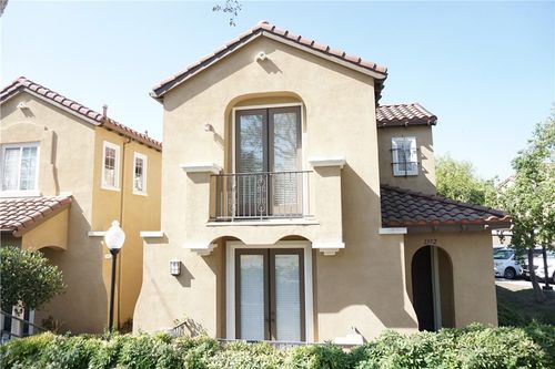 1372 Mc Fadden Dr, Fullerton, CA, 92833-5604 | Card Image