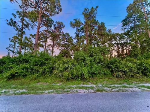511 Redwood Ave S, Lehigh Acres, FL, 33974-4649 | Card Image