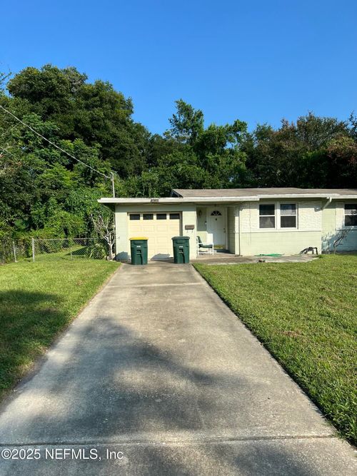 205 Spring Forest Ave, Jacksonville, FL, 32216-8908 | Card Image