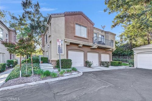 47-26951 Hillsborough Pkwy, Valencia, CA, 91354-2448 | Card Image