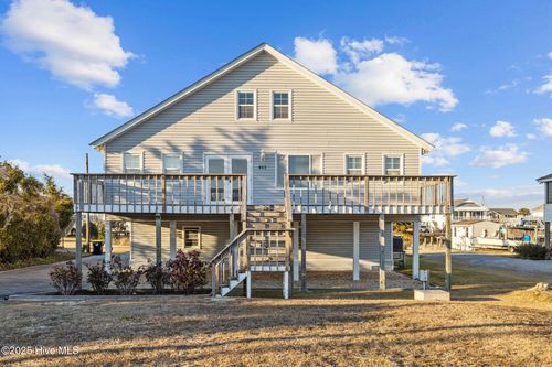 407 Cedar Point Blvd, Cedar Point, NC, 28584-8007 | Card Image