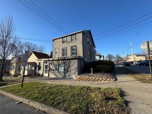 34 Hoffman St, Poughkeepsie, NY, 12601-1738 | Card Image