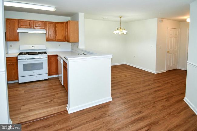 APT-103 - 1031 Gardenview Loop, Condo with 2 bedrooms, 2 bathrooms and null parking in WOODBRIDGE VA | Image 10