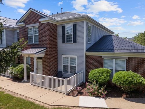 1005 Sonie Dr, Sewickley, PA, 15143-8596 | Card Image