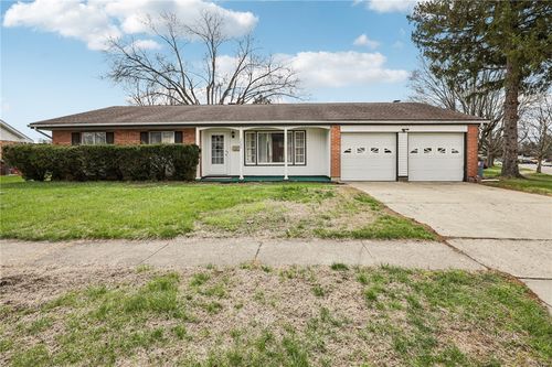 3693 Mandalay Dr, Trotwood, OH, 45416-1121 | Card Image