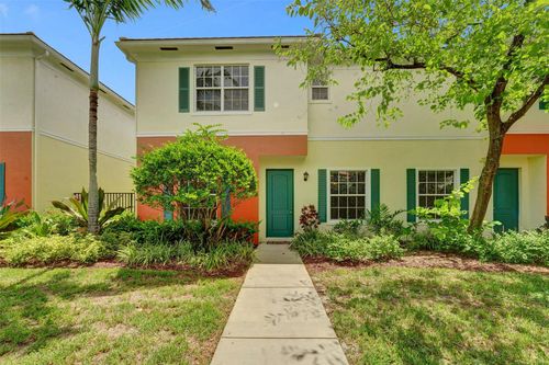 637 Sw 3rd Ave, Pompano Beach, FL, 33060-8384 | Card Image