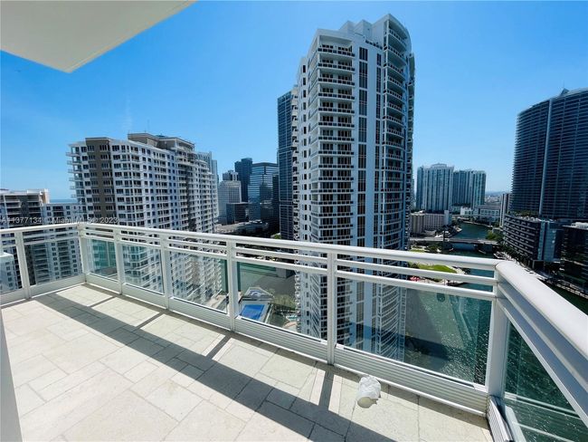 APT-2201 - 900 Brickell Key Blvd, Condo with 3 bedrooms, 4 bathrooms and null parking in Miami FL | Image 27