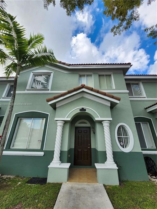 337-2466 Se 15th Pl, Homestead, FL, 33035-2464 | Card Image