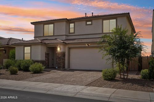 9019 W Denton Ln, Glendale, AZ, 85305-3394 | Card Image