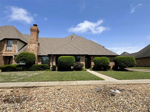 2607 Greenbriar Pl, Seminole, OK, 74868-2437 | Card Image