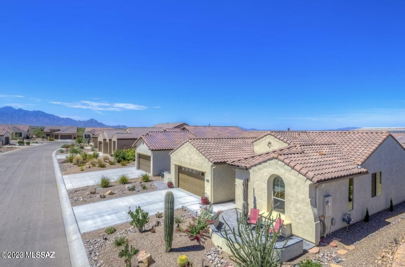 Rolling Thunder Dr, Green Valley, AZ 85614