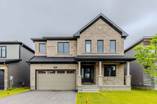 583 Anchor Cir, Manotick, ON, K4M0X4 | Card Image