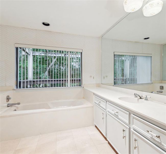 APT-80 - 201 Vanderpool Ln, Townhouse with 4 bedrooms, 6 bathrooms and 2 parking in Houston TX | Image 30
