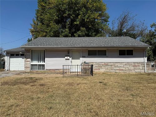5501 Winchelsea Dr, Saint Louis, MO, 63121-1341 | Card Image