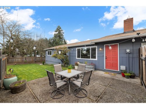 8827 Se Knapp St, Portland, OR, 97266 | Card Image