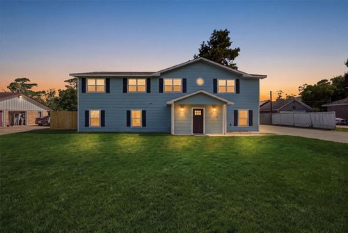 625 Shadylawn St, Shoreacres, TX, 77571-7256 | Card Image