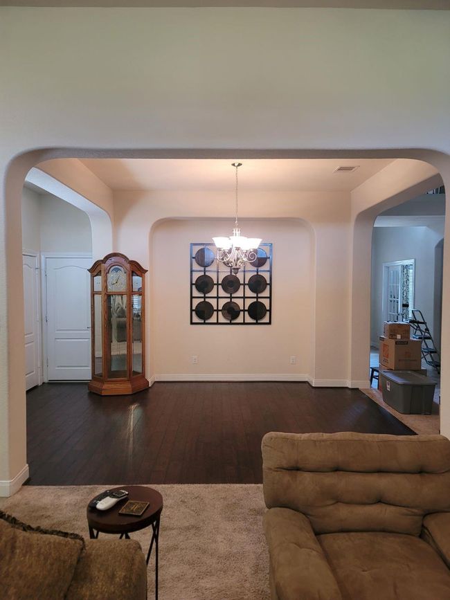 Dining Area | Image 11