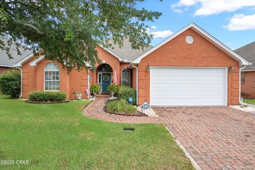 203 Harrison Pl, Panama City, FL, 32405-4470 | Card Image