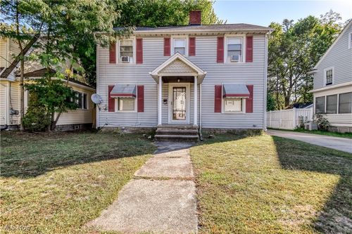 59 Hartshorn Dr, Painesville, OH, 44077-2601 | Card Image