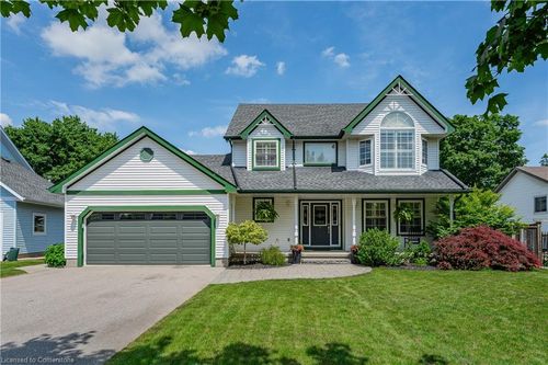 4 Nith River Crt, Ayr, ON, N0B1E0 | Card Image