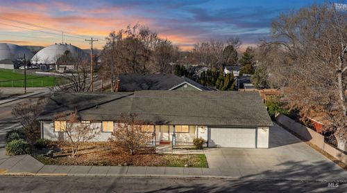 1119 Williams Rd, Emmett, ID, 83617-3856 | Card Image