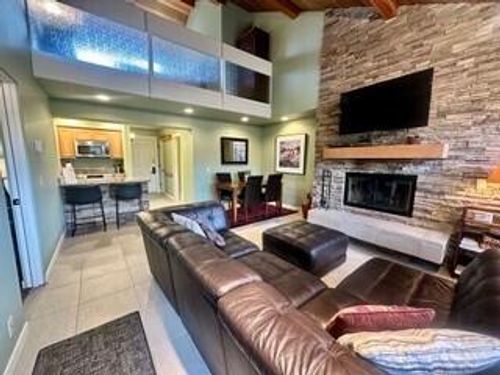 1731-1732-18575 Sw Century Dr, Bend, OR, 97702-1950 | Card Image