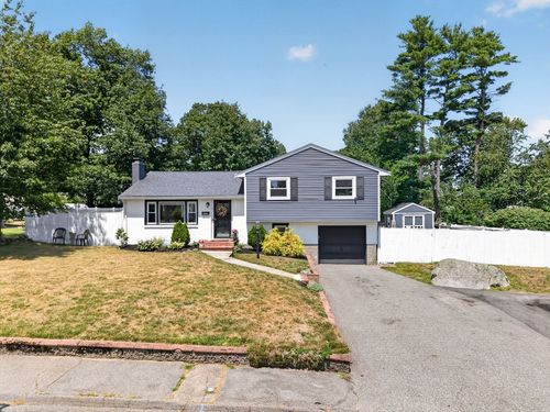 3 Connolly St, Randolph, MA, 02368-1508 | Card Image