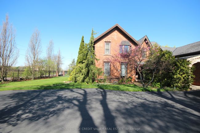 131 Ridge Rd, House other with 3 bedrooms, 3 bathrooms and 8 parking in Stoney Creek ON | Image 5