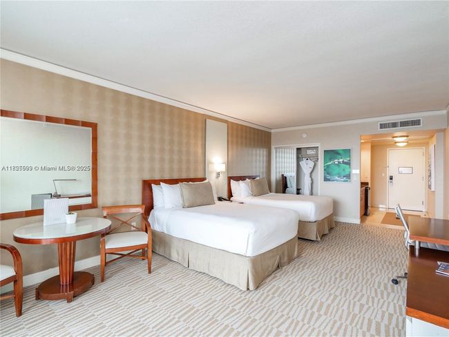 1418 - 18001 Collins Ave, Condo with 0 bedrooms, 1 bathrooms and null parking in Sunny Isles Beach FL | Image 24