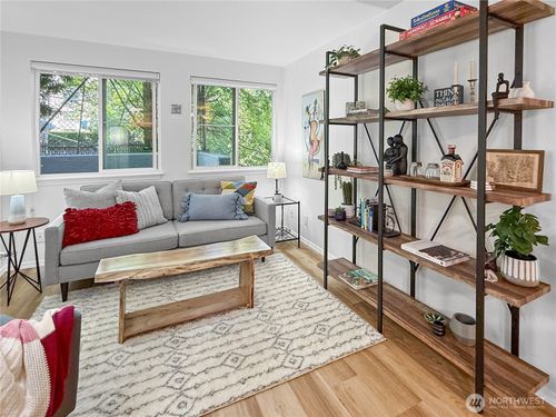 unit-b105-300 10th Ave, Seattle, WA, 98122-7703 | Card Image